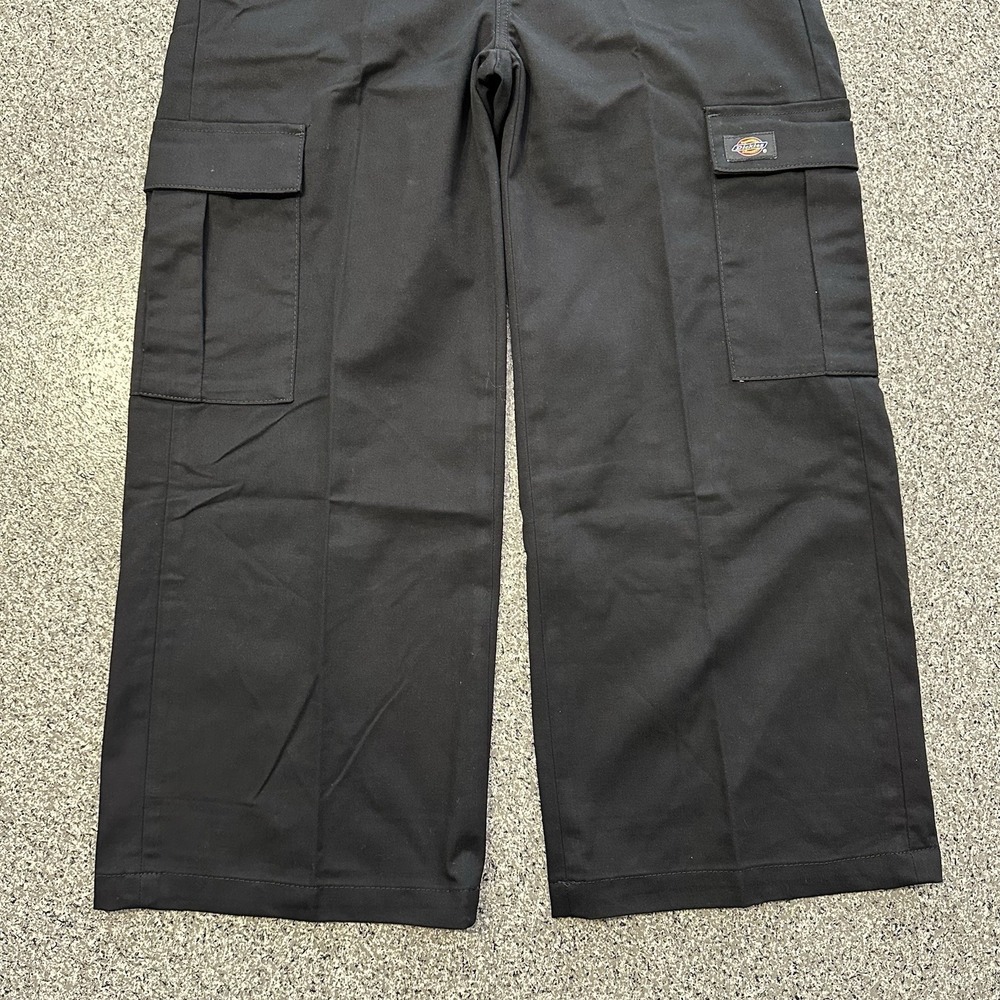 Dickies Twill Cropped Cargo Pants Womens 6R 26" Inseam Black Regular High Rise - Picture 4 of 9